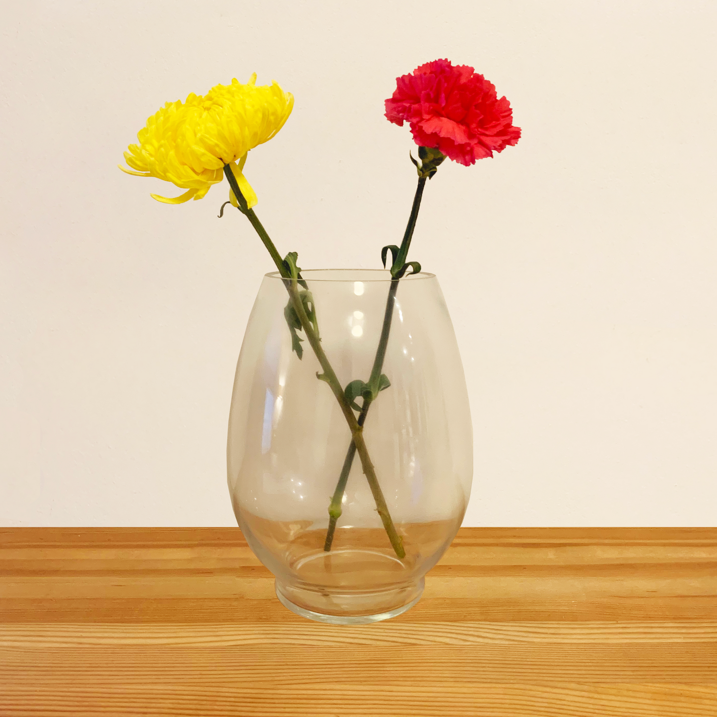 Classic Oval Small Base Glass Vase 25x19cm