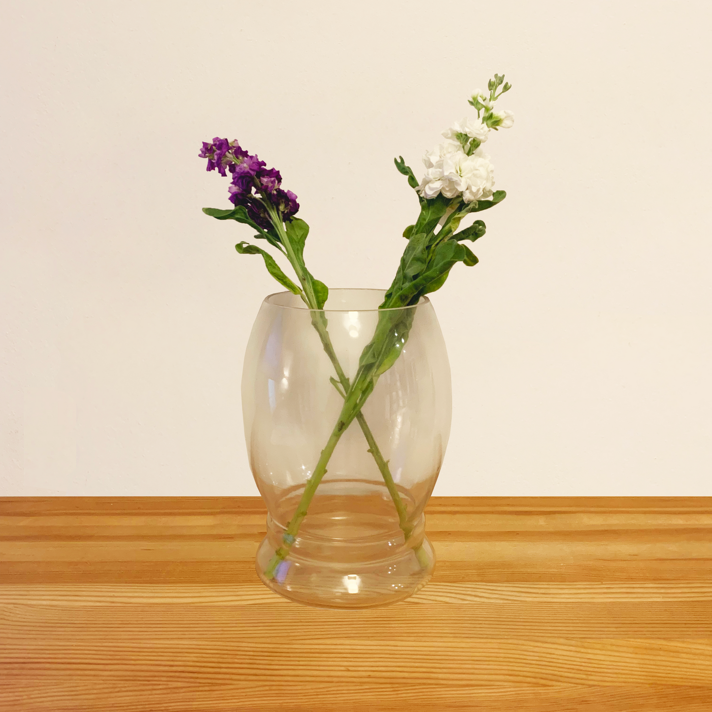 Classic Oval Large Base Glass Vase 25x18cm