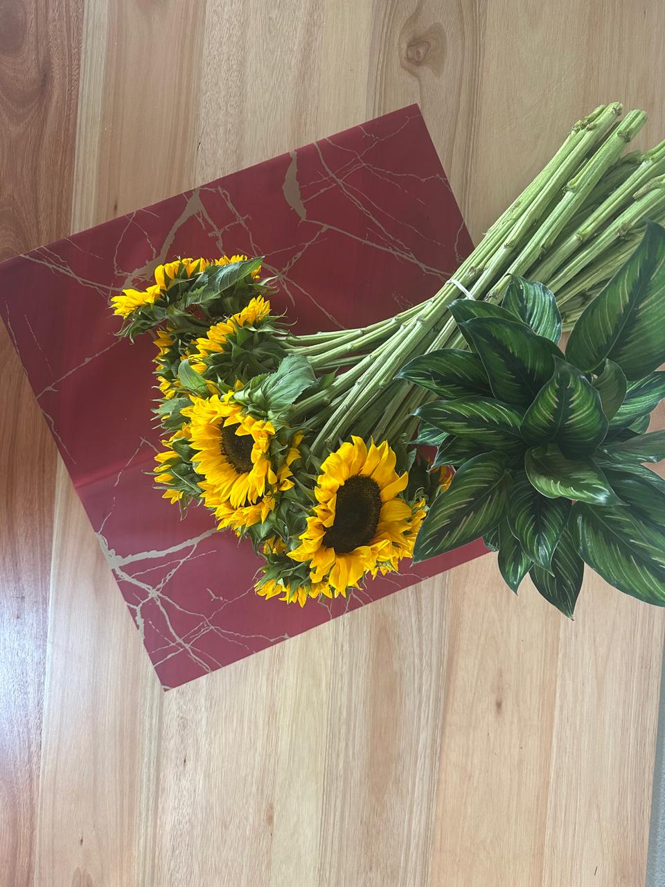 Cellophane Flower Wrap: Red & Gold Marble (Pack of 20)