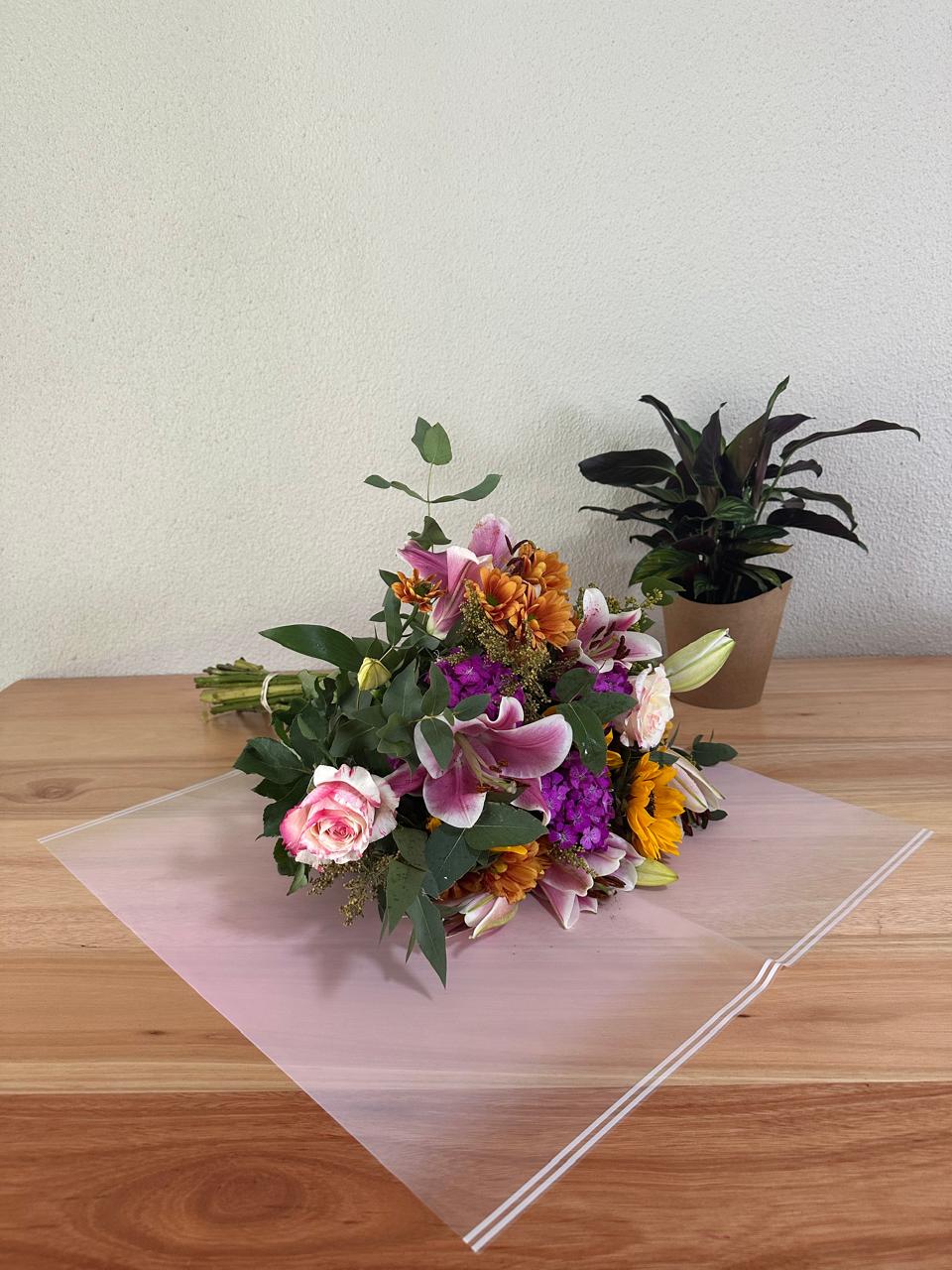 Cellophane Flower Wrap: Transparent Dark Pink White Border (Pack of 20)