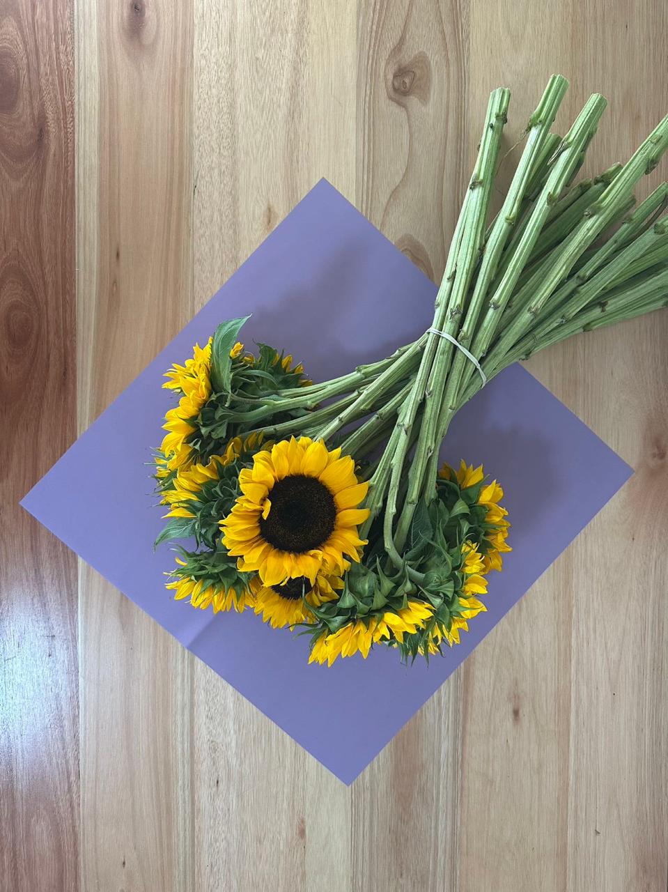 Emballage cellophane pour fleurs : violet clair transparent (paquet de 20)